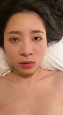 高端泄密流出视图 ️高冷白领姐姐王琪自拍酒店变身母狗被领导草 截图1