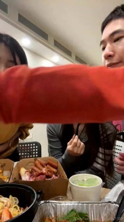 台湾泡良大神性爱救火队「xinyimark」OF日常约炮露脸私拍 众多良家学生模特网红拜倒在炮王牛仔裤下 截图16