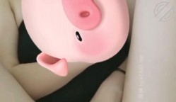 【长腿白虎小优】在我的撩拨下嫂子又给我发了艹逼的小视频 截图12