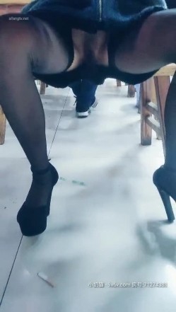 【情趣人体模特】 线下约私拍的平民模特，车上，餐厅露出，酒店玩菊花操逼，曼妙身材 今夜终生难忘，艳遇之夜 截图6