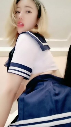完美露脸，两洞双插 ️【超美仙女】全身完美雪白，一看就想搞~让人疯狂冲动 ️想冲进去紧紧抱住把来爱！ 截图4