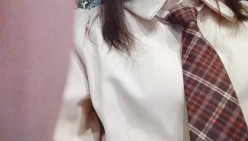 超顶级绿帽博主，【暖暖小淫妻】，看老婆被各单男干，95年的，超级骚，还有3P 截图1