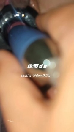 SM顶级调教大神【永夜DOM】圈养各种妹子多种刺激玩法，各种啪啪调教露脸高颜反差婊，纯纯人形小母狗 截图4