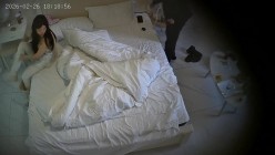 酒店偷拍美女外出参加活动回来换上黑丝配合干部大叔炮友啪啪后续 截图13