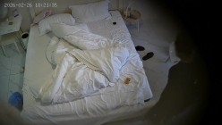 酒店偷拍美女外出参加活动回来换上黑丝配合干部大叔炮友啪啪后续 截图16