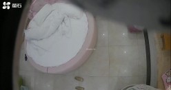 《黑客破解》平头哥酒店约炮极品身材的美少妇各种姿势啪啪 截图16