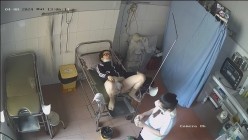 稀有黑客破解医院妇产科监控摄像头完美正面角度高清偷拍几个孕妇 最美年轻孕妇 阴蒂清晰可见 截图12