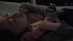 ADN-389 バイト先の欲求不満な人妻とヤリまくった日々。 篠田ゆう 截图1