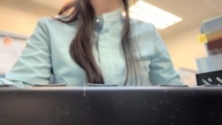小区的物业美女真骚，【露露儿酱】办公室偷偷玩跳蛋，到厕所自慰，奶子大逼逼肥美 截图1
