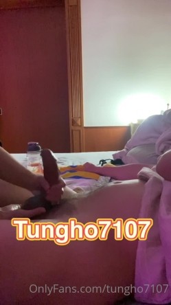 泡良大神性爱救火队「偷妳Tony」OF日常约炮露脸私拍 众多良家学生模特网红拜倒在炮王牛仔裤下 截图8