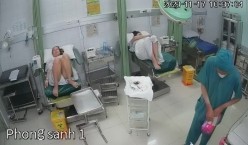 《妇产科监控破解》偷窥几个少妇做人流和生孩子全过程 截图2