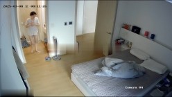 黑客破解家庭网络摄像头偷拍 ️年轻白领小夫妻的日常性生活喜欢早晚做爱 截图5