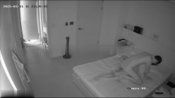 黑客破解家庭网络摄像头偷拍 ️年轻白领小夫妻的日常性生活喜欢早晚做爱 截图15