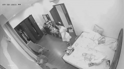【破解摄像头】稀缺摄像头 自慰合集 把自己玩高潮了 截图2