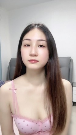 新人校花学妹【小灰灰呐】深喉吃鸡 啪啪猛干 热舞 开档丝袜 约网友啪啪 尺度全开道具抠逼自慰爽 截图4