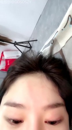 ️颜值尤物【07学生妹】揉奶自慰假屌调教，口交嗦屌甜蜜性爱 截图13