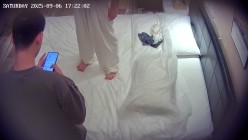 精品酒店近视角偷拍 大学生情侣有高跟鞋情节的变态男友玩弄老师风吊带丝袜女友 截图16
