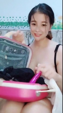 充沛奶水~养眼奶妈【哺乳期】透明蕾丝~篮球宝贝~只为转钱 截图12