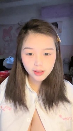 奶控福利，全网最大奶子来了~【甜甜甜甜圈】，就问各位大哥，这奶子大不大，震撼，惊人 截图6