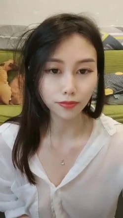 极品高颜冷艳御姐，反差小妈感女主播「金刚护撸娃」「小奶猫」激情淫语撩骚，和姐妹下海大秀，互舔互口假鸡巴互插 截图6