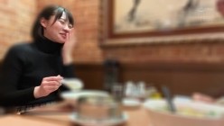 HMN-450 いつも可愛いと思っていたカフェ店員をダメ元でデートに誘ったら困り顔しながらも笑ってOKしてくれて、日帰りデートのはずだったけど、ホテルに連れ込んだら、急にエッチで積極的になってきて、朝までめちゃくちゃ中出ししまくった。 東條なつ 截图3