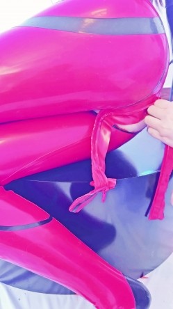 【超美高端 ️罕见露脸露点】极品Cos爆机少女『喵小吉』三月新作《人类补奸计划》性感明日香的使徒榨汁 超清4K原版 截图11