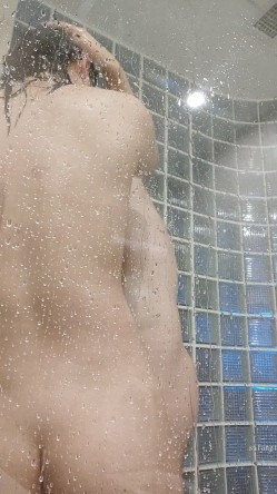 完美露脸天津反差大学生沈佳惠与男友日常不雅自拍流出 口爆刮毛虚拟做爱啪啪真实刺激 截图5