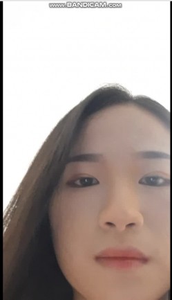 堪比果条 ️大学生兼职模特网络视频面试被一步步忽悠的脱光衣服检查体型,这智商没被骗到缅北真是奇迹 截图2
