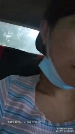 良家小夫妻雨后野外车震，漂亮小少妇阴毛超多，无套内射，路人经过，紧张刺激，高清源码录制 截图16