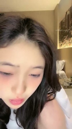 新人！正宗校花下海！超级漂亮~【低调糯米团】扣穴自慰~爽 截图11