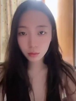 高端泄密流出视图 ️高冷白领姐姐王琪自拍酒店变身母狗被领导草 截图4