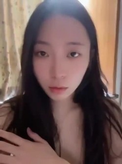 高端泄密流出视图 ️高冷白领姐姐王琪自拍酒店变身母狗被领导草 截图9