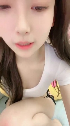 【可盐可甜吖】新人! 顶级绿播~酥胸翘臀掰穴 福利视频~全程无尿点今晚我要撸他三回合 截图1