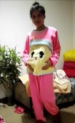 【稀缺泄密】孕之美爆乳孕妇可以随便内射，极品稀缺玩操饥渴性欲高潮孕妇，母性光辉混着淫荡 截图1