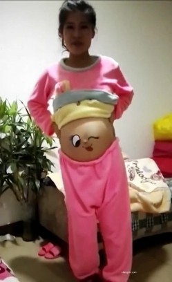 【稀缺泄密】孕之美爆乳孕妇可以随便内射，极品稀缺玩操饥渴性欲高潮孕妇，母性光辉混着淫荡 截图3