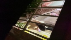 城中村握手楼偷拍隔壁邻居少妇脱内衣瞬间奶子弹出来洗澡出来顾着看手机没想到身体被我看光光高清无水印 截图10