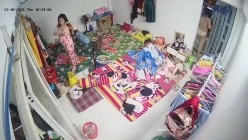 10月最新流出【破解摄像头】 ️监控下的女生宿舍日常洗澡换衣服 截图14