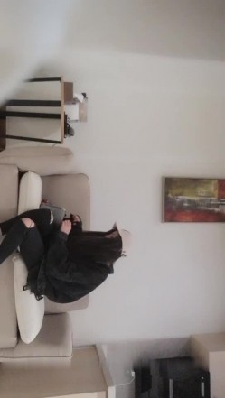 眼镜胖男约了个长腿少妇TP啪啪换上连体网袜沙发上口交扣逼抱起来操搞完乳推再搞一次 截图1