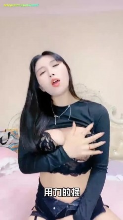 『嫂子的逼逼好痒啊！』超骚大胸御姐淫欲挑逗 自述勾引小叔子的经历 F罩杯巨乳大嫂的诱惑谁能挡住 截图4