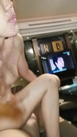 贵在真实！大神拿捏征服运输业老板千金美腿身材苗条车震酒店各种调教啪啪内射全程露脸国语对白 截图15