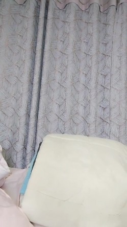 宅男榨汁姬遗漏 女上位超级大假屌狠狠骑座上去，满嘴淫语，骚的不行，估计找个男人要精尽人亡 截图2