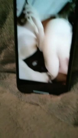 颜值不错丰满大屁股妹子【单单妹】自摸扣逼诱惑，翘着性感肥臀手指抽插 截图9