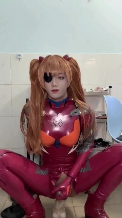 圣诞狂欢 鸡鸡子 国产极品人气TS，又清纯又狂野，攻守兼备反差感拉满，线下约会据说已经排到明年 截图9
