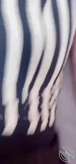 最新购买海角大神《最爱骚嫂子》 ️瑜伽网红嫂子新作这次终于逮到机会，把嫂子强奸了 截图9