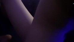 【超重磅】looks哥最新更新，超美女主 同圈子交换，露脸，阳台白天啪啪 截图15