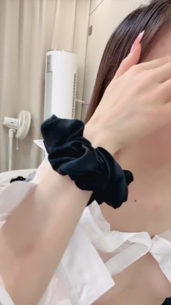兄弟们！真过瘾啊【甜甜柚】高难度一字马自慰！包射 截图2