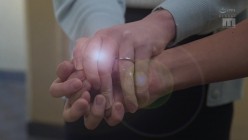 MIMK-103 人付き合いが苦手な未亡人の雪女さんと呪いの指輪 販売数2万部越え！妖怪催淫姦の人気漫画を実写化！ 截图1