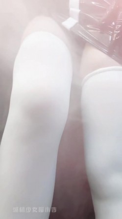 【超美高端罕见露脸露点】极品Cos爆机少女『喵小吉』三月新作《恶堕修女》极致美味蜜穴 淫乱修女的自白 超清4K原版 截图9