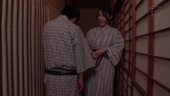 NGOD-179 パワハラ気質で生理的にぜったい無理な夫の上司に同行した地方出張で悶絶の絶倫巨根で突かれまくった僕の妻が健闘むなしく翌朝までには快楽堕ちしてしまった……的な話です 森沢かな 截图6