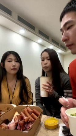 泡良大神性爱救火队「Xinyimark 」OF日常约炮露脸私拍 众多良家学生模特网红拜倒在炮王牛仔裤下 截图5